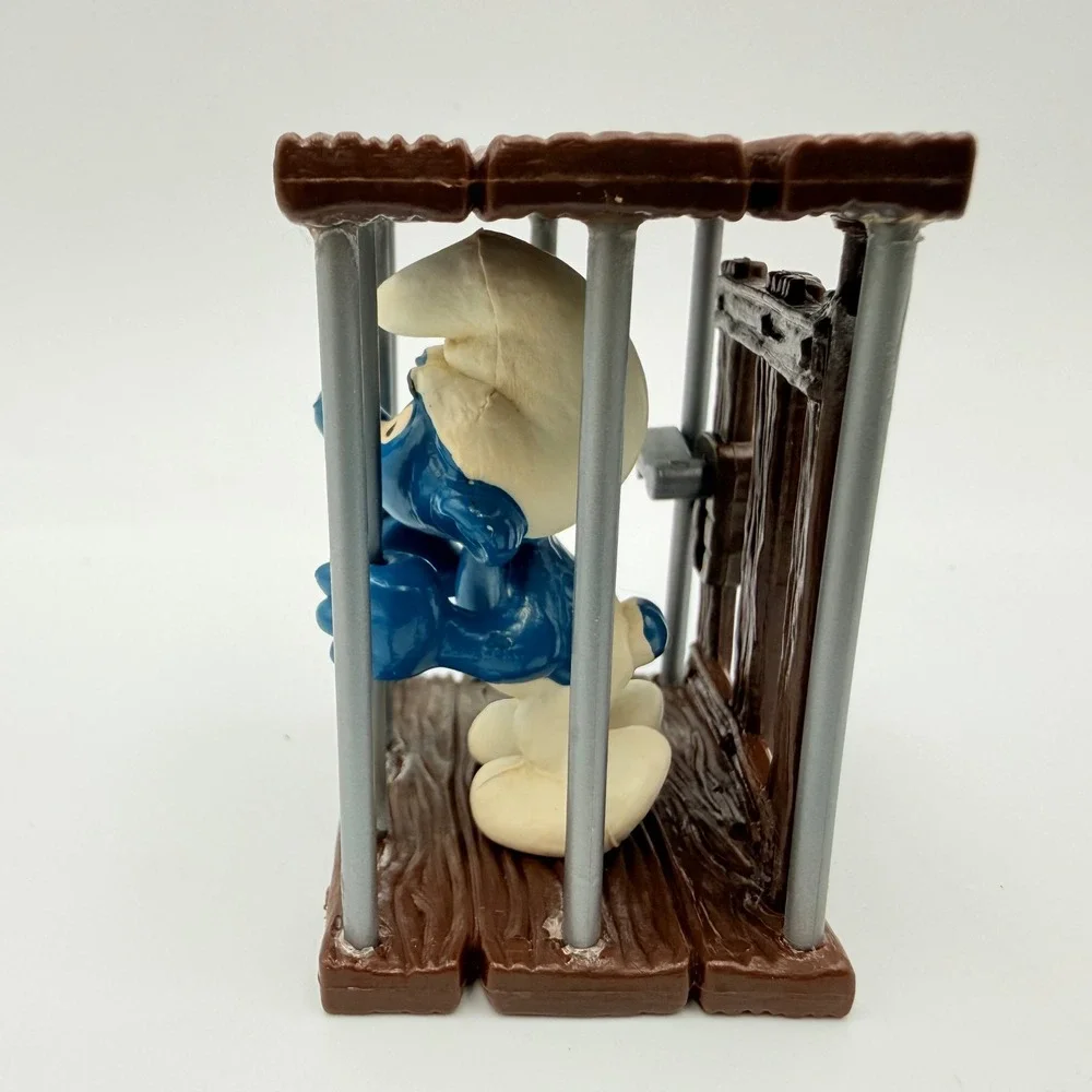Vintage 1980 Schleich Peyo Smurf in Cage PVC Figure Toy Hong Kong 20113